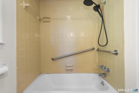 27 Allen Street Enfield CT 06082