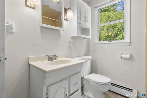 27 Allen Street Enfield CT 06082