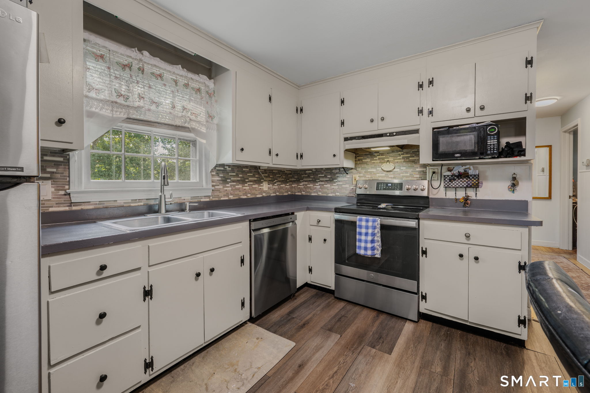 42 Oak Hill Road Montville CT 06370