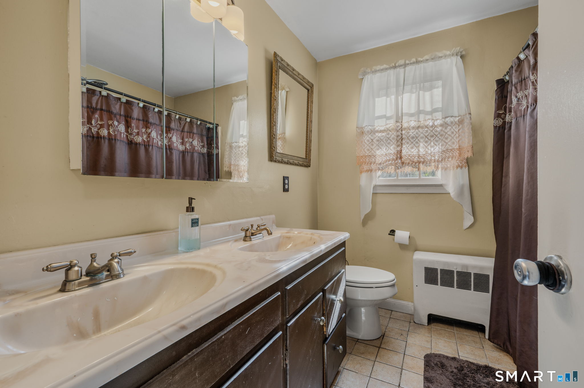 42 Oak Hill Road Montville CT 06370
