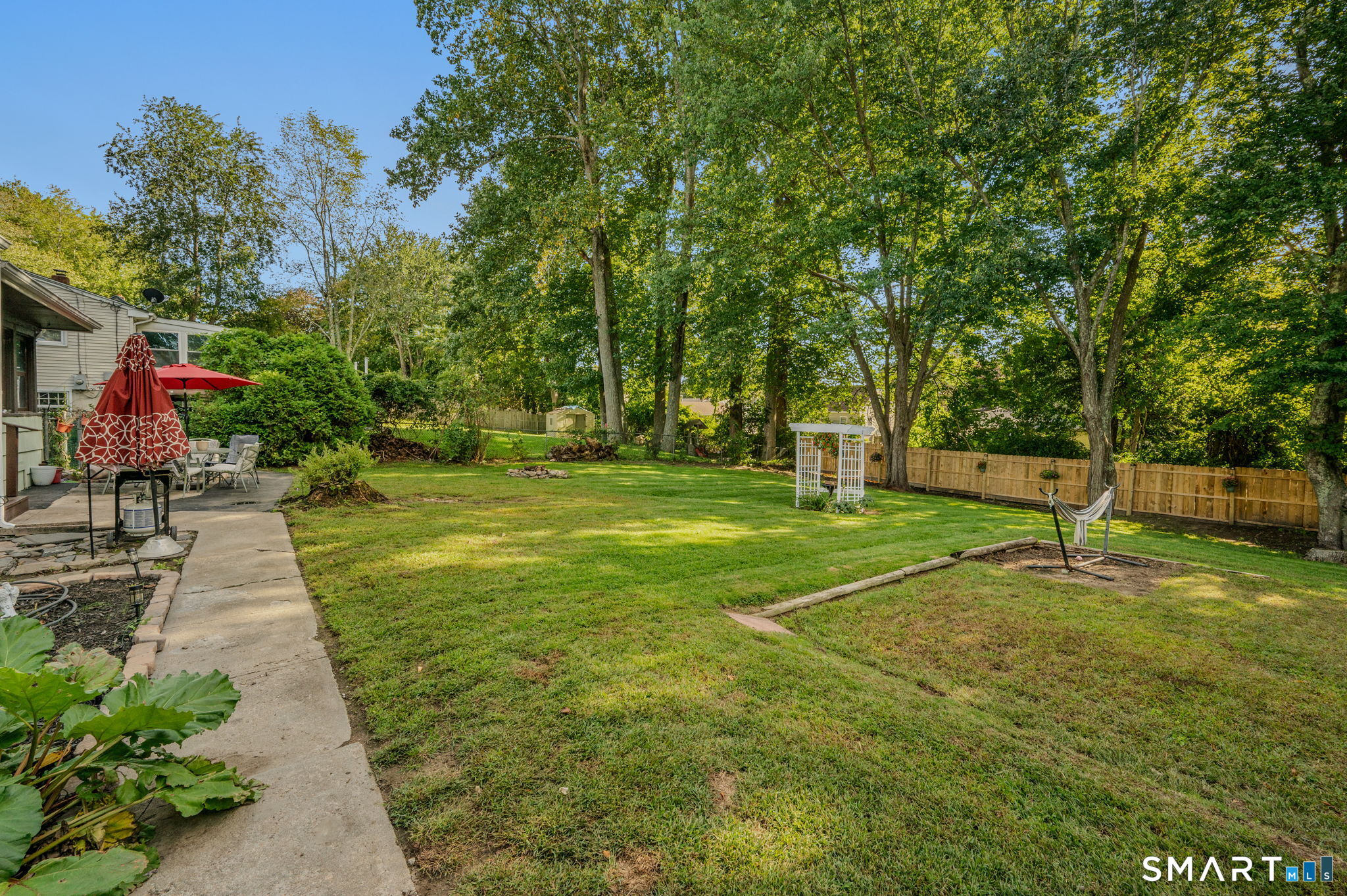 42 Oak Hill Road Montville CT 06370