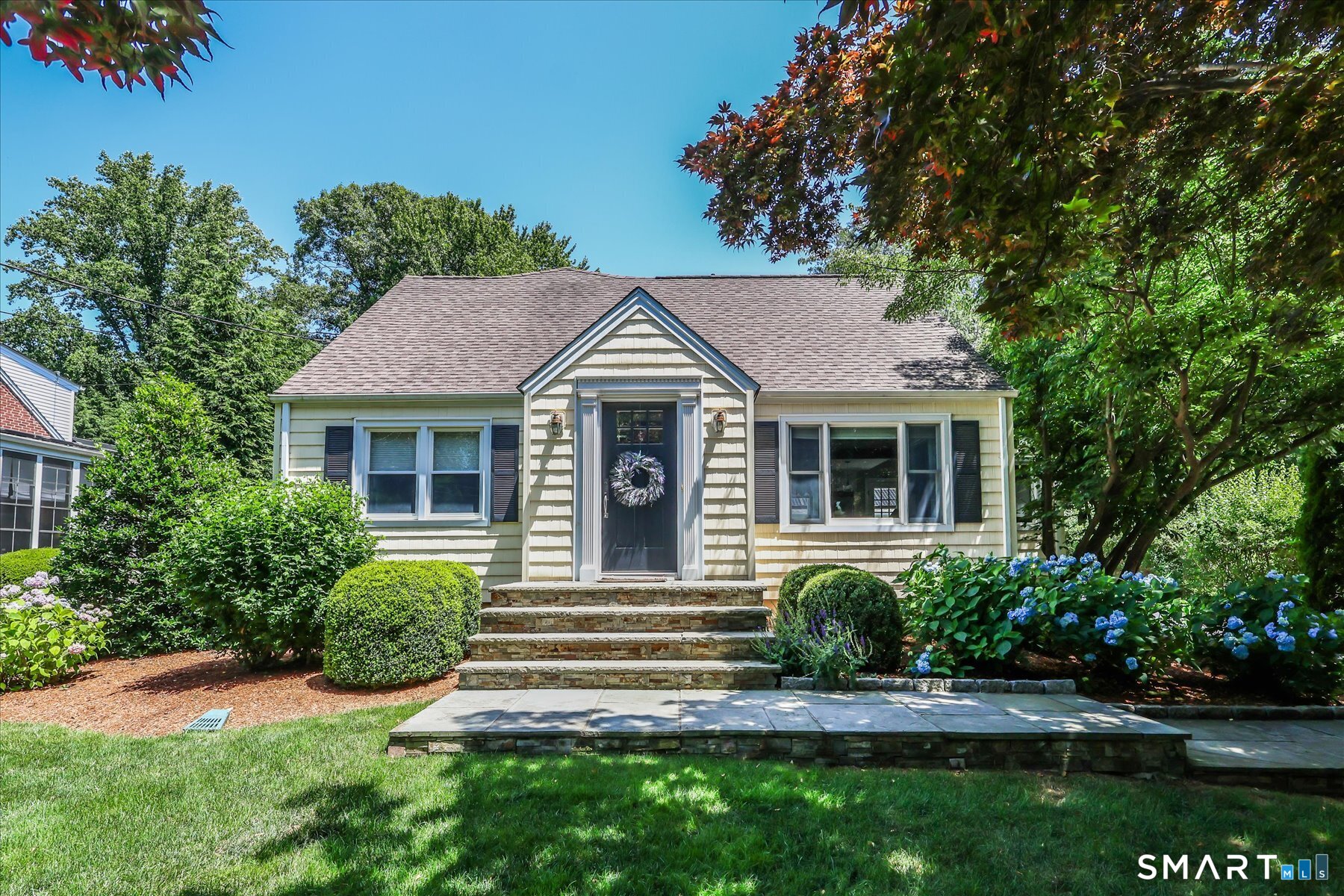 30 Oriole Lane Trumbull CT 06611