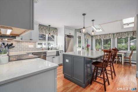 30 Oriole Lane Trumbull CT 06611