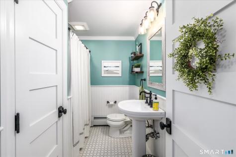30 Oriole Lane Trumbull CT 06611
