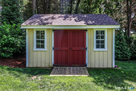 30 Oriole Lane Trumbull CT 06611
