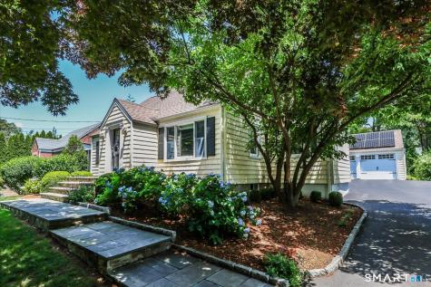 30 Oriole Lane Trumbull CT 06611