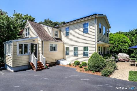 30 Oriole Lane Trumbull CT 06611