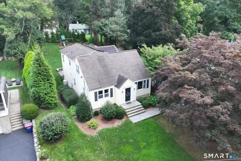 30 Oriole Lane Trumbull CT 06611