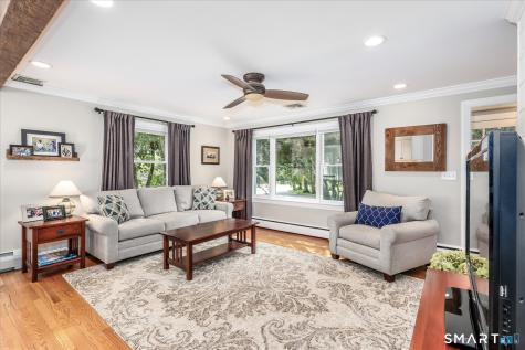 30 Oriole Lane Trumbull CT 06611