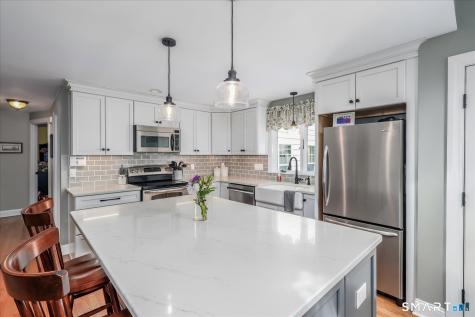 30 Oriole Lane Trumbull CT 06611