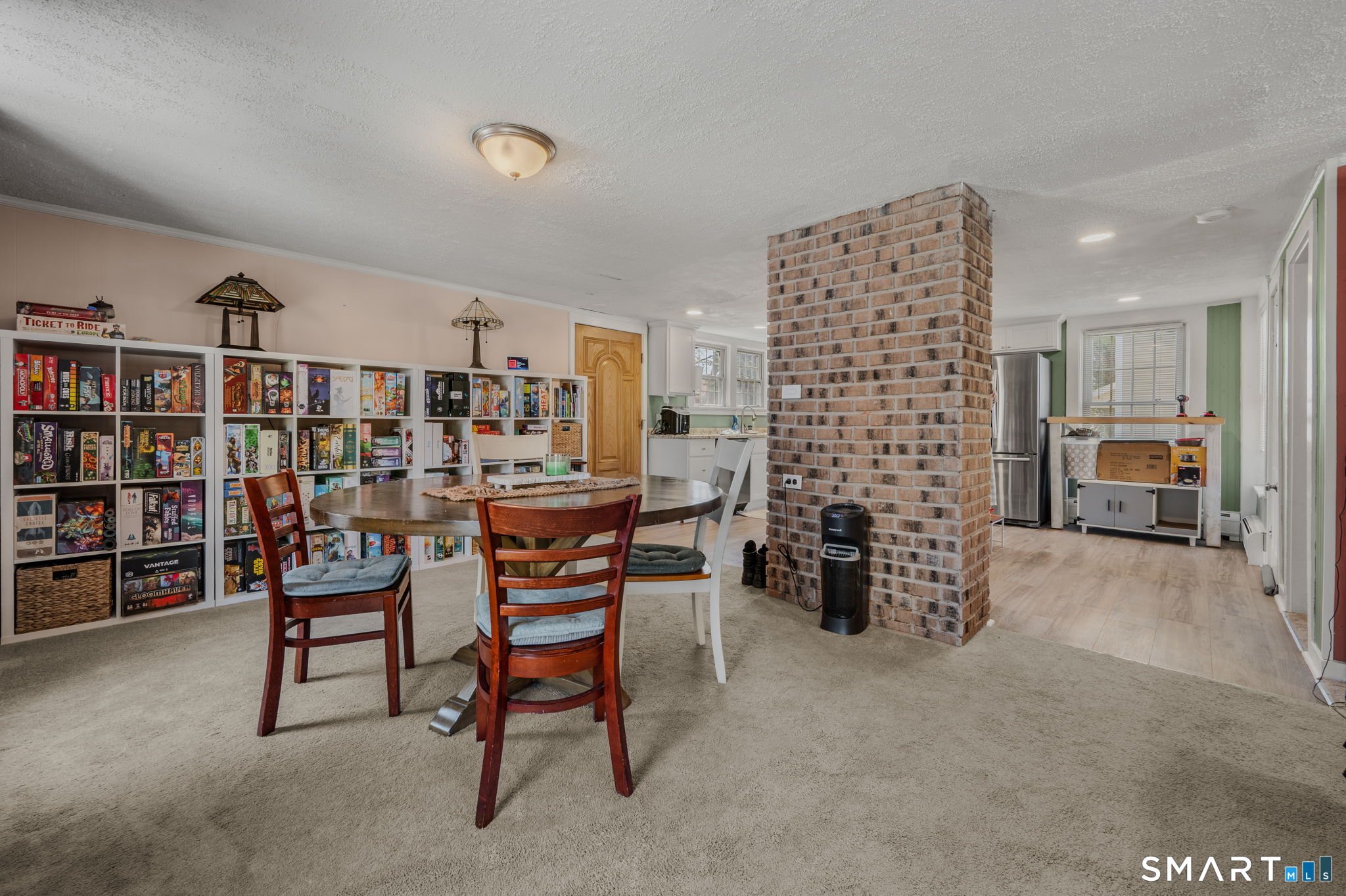 12 Crouch Street New London CT 06320