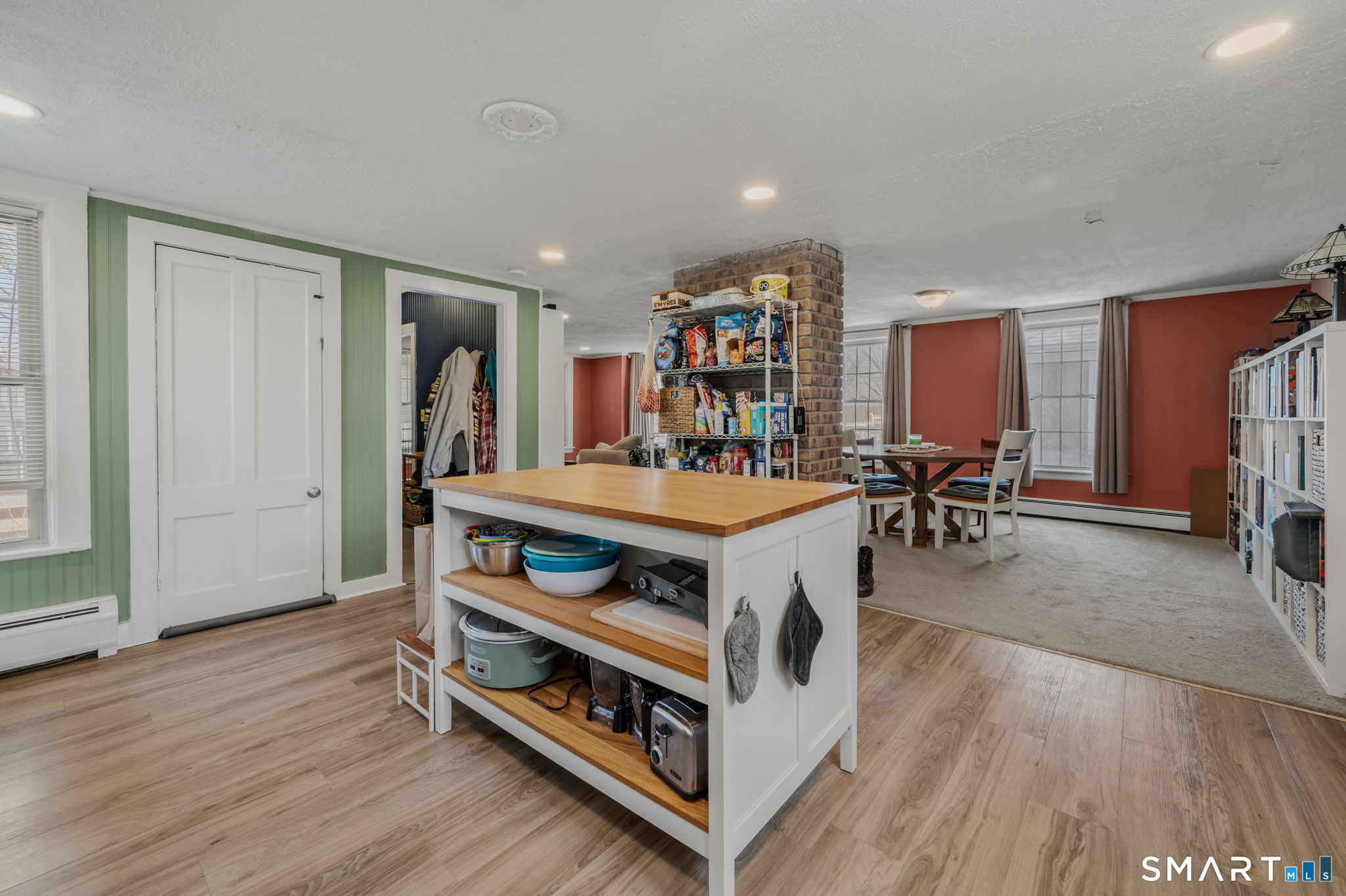 12 Crouch Street New London CT 06320