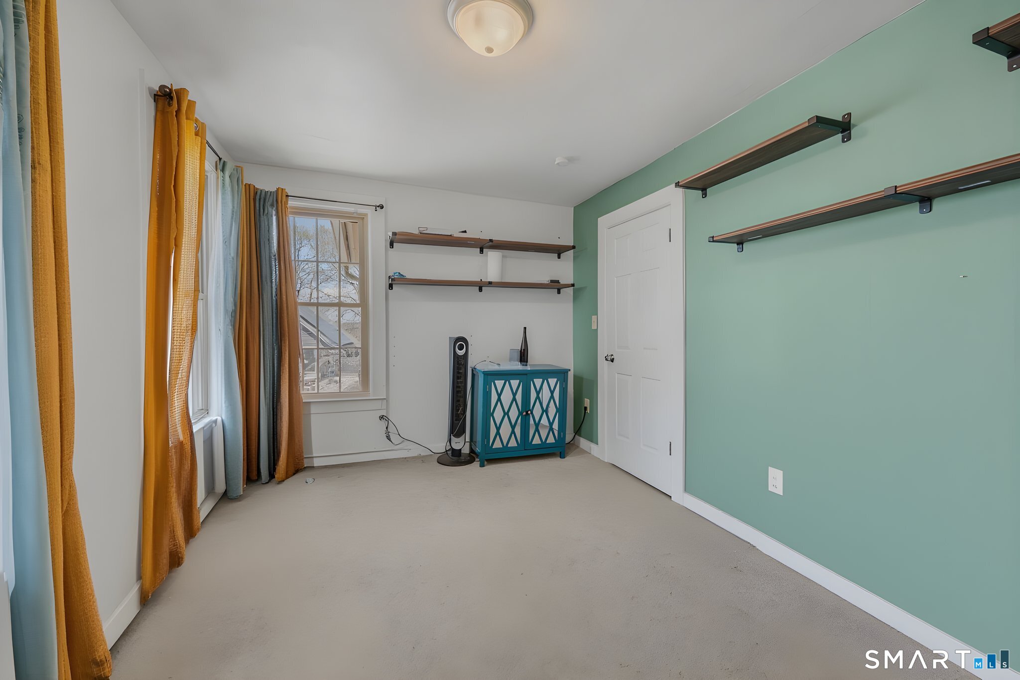 12 Crouch Street New London CT 06320