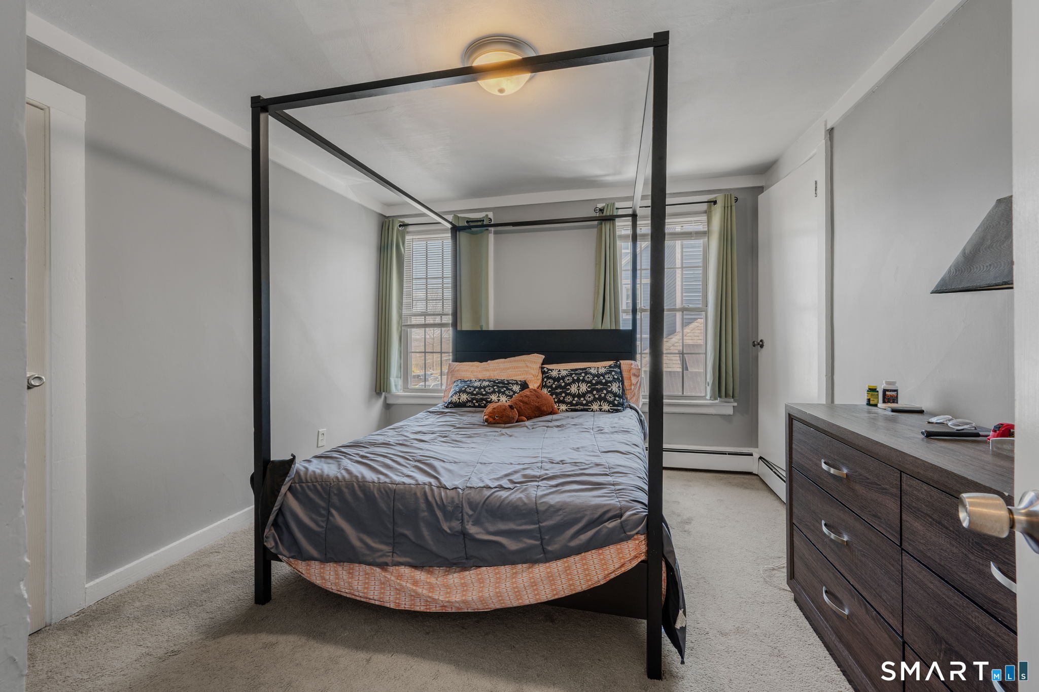 12 Crouch Street New London CT 06320