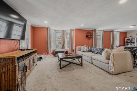 12 Crouch Street New London CT 06320