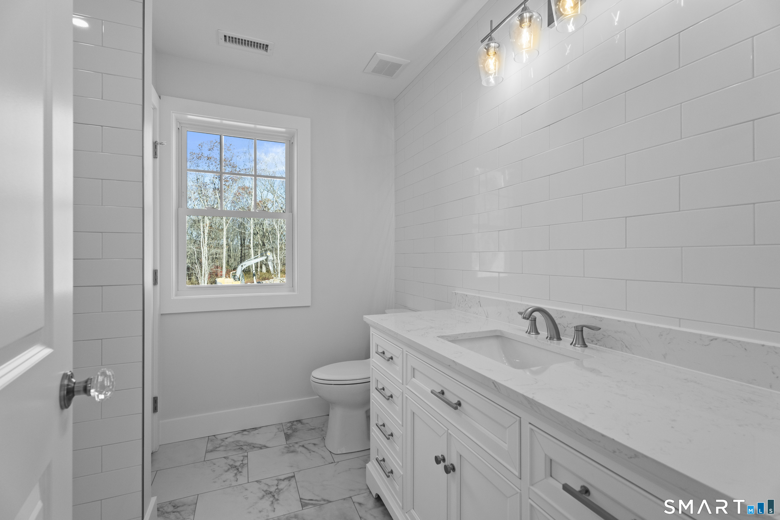 10 Ivy Hill Waterford CT 06385