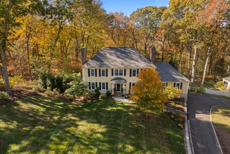 11 Essex Hills Drive Essex CT 06426