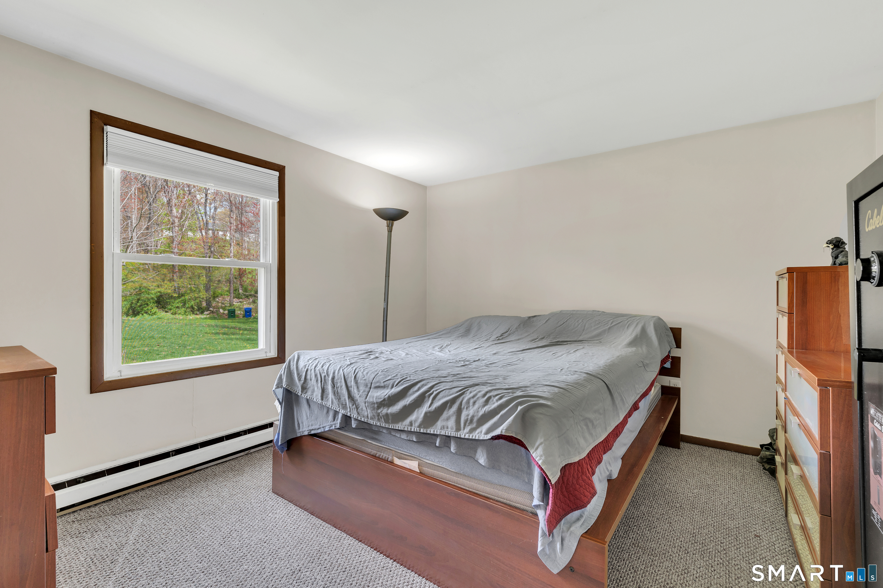 9 Sunnieside Court Waterford CT 06385