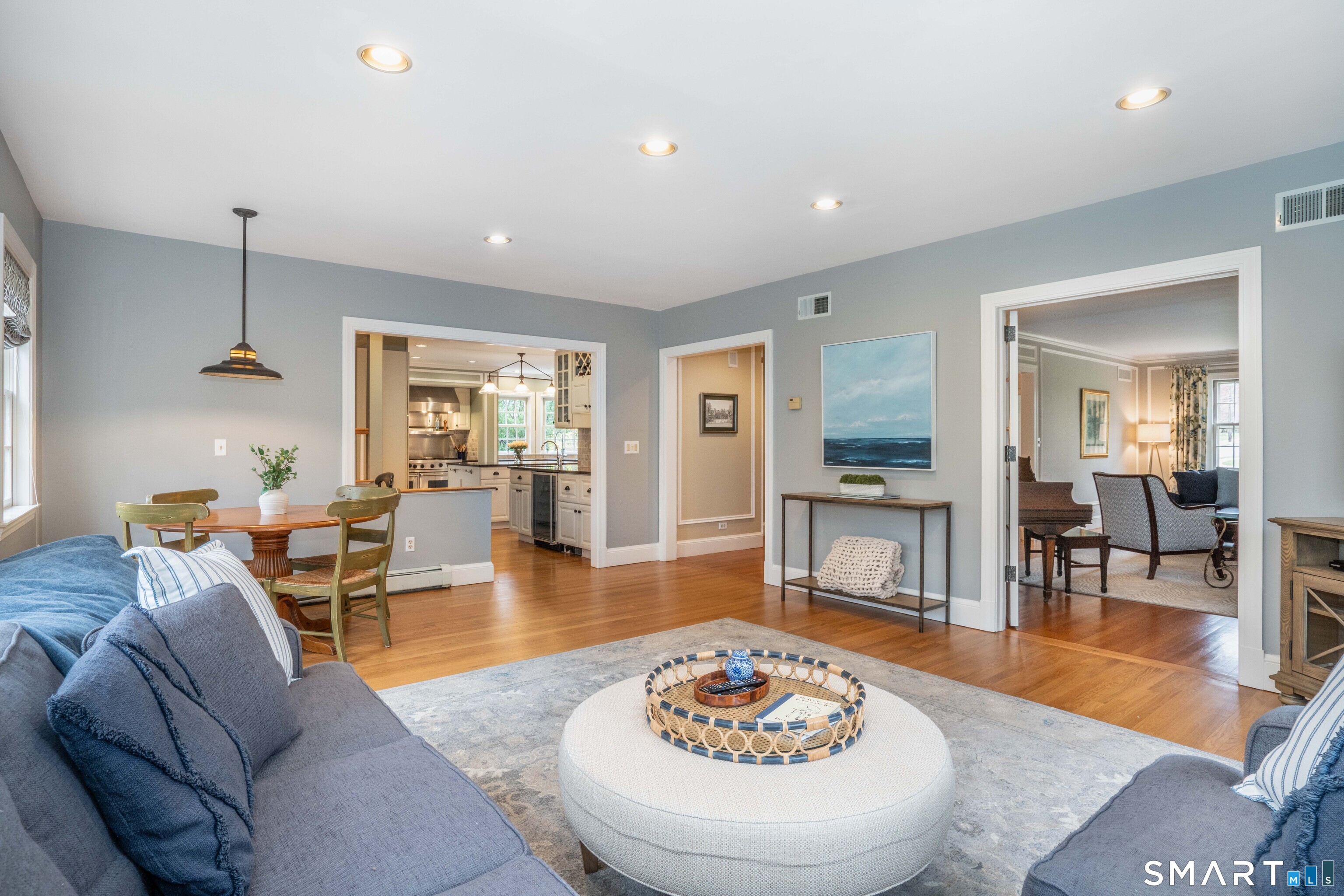 26 Fernwood Road West Hartford CT 06119