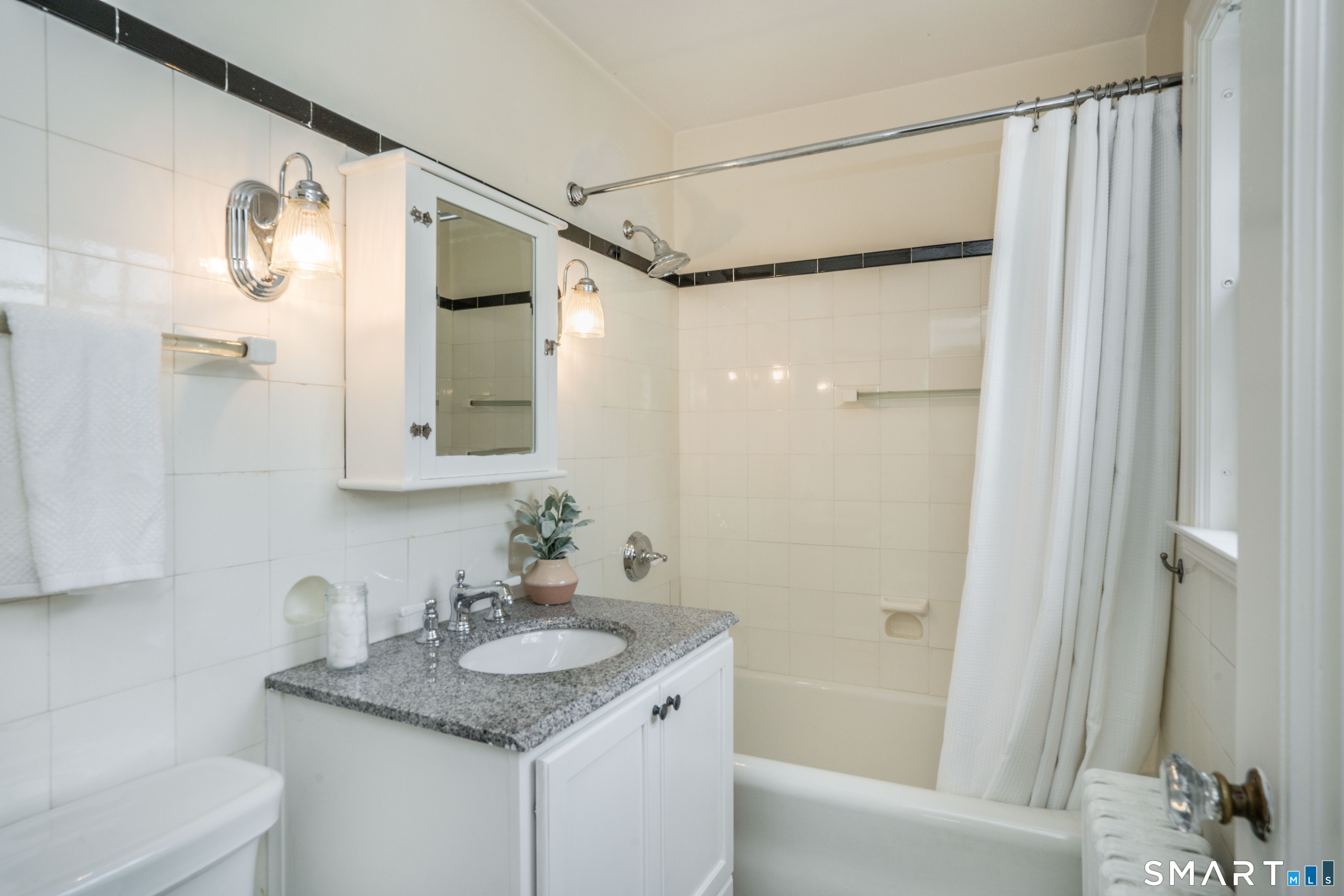 26 Fernwood Road West Hartford CT 06119