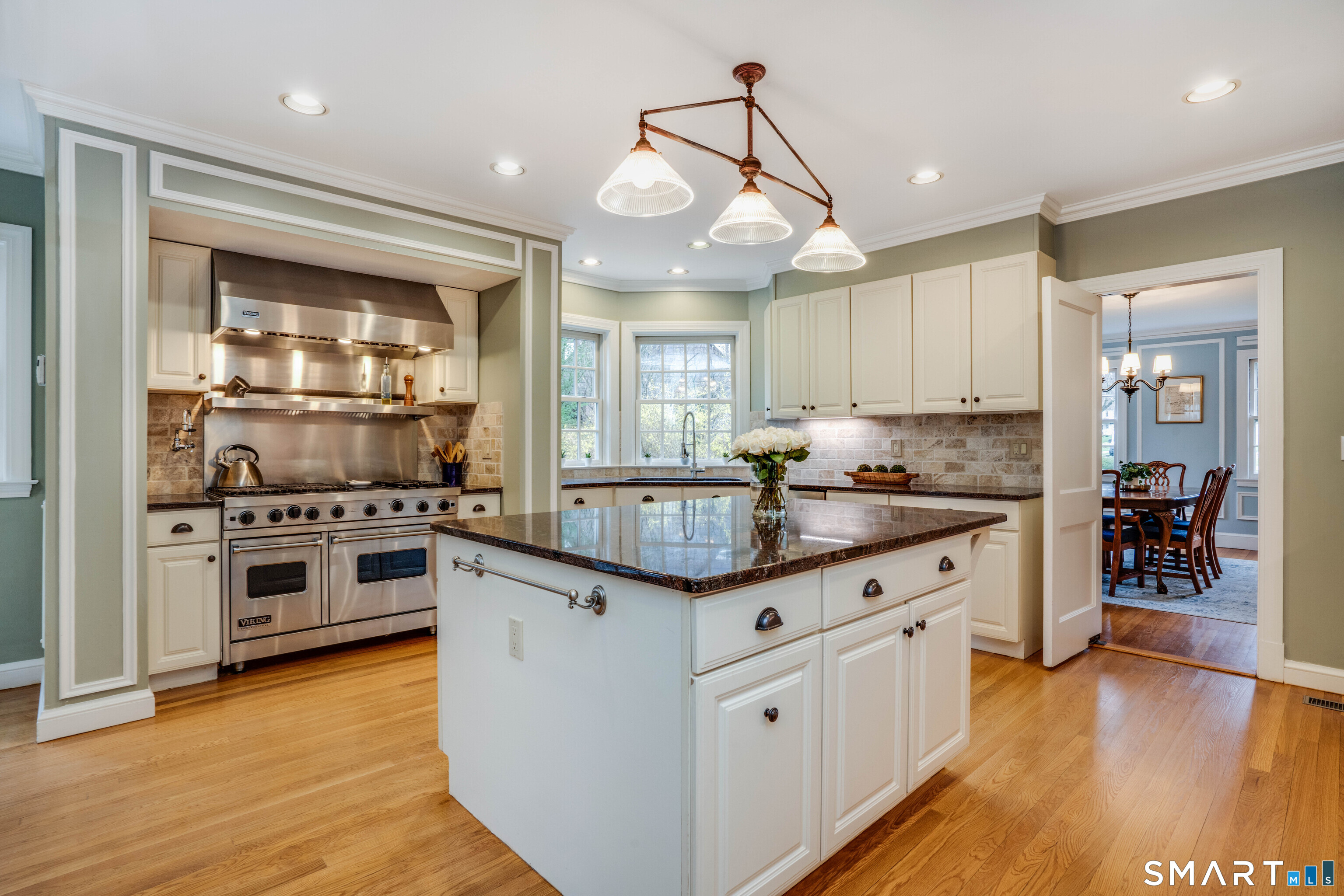 26 Fernwood Road West Hartford CT 06119