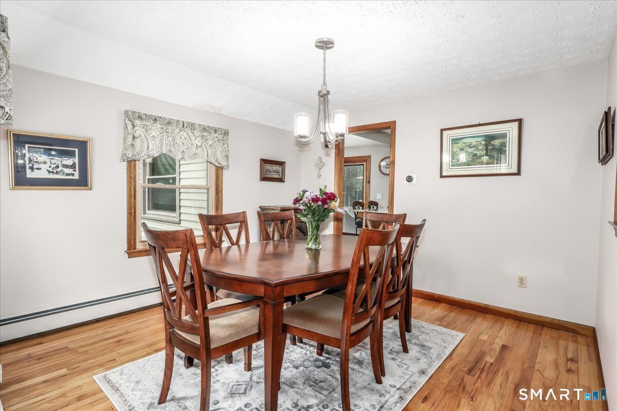 20 Valley Forge Court Southington CT 06489