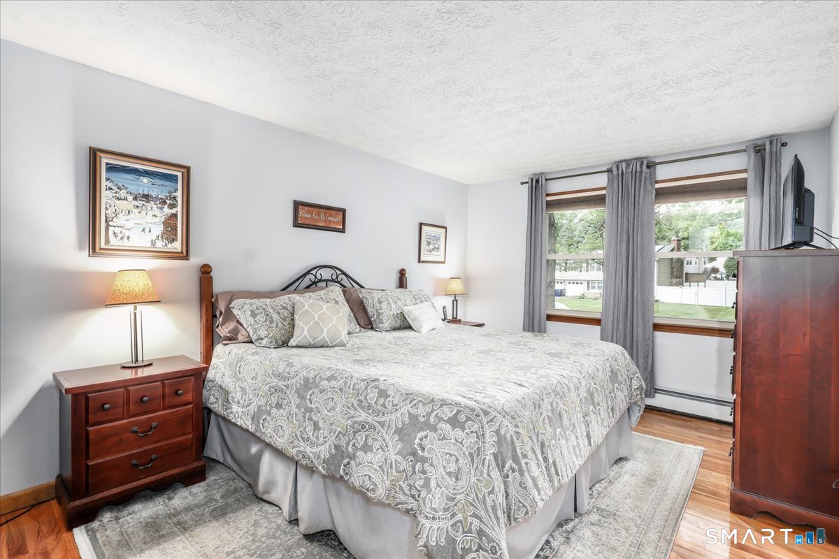 20 Valley Forge Court Southington CT 06489