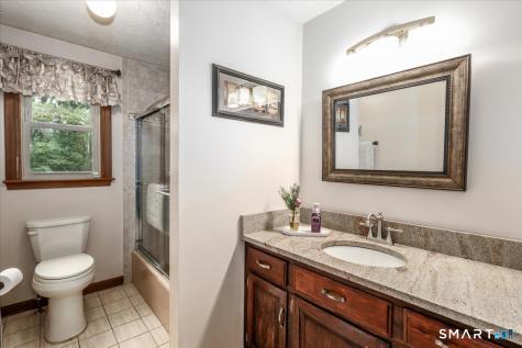 20 Valley Forge Court Southington CT 06489