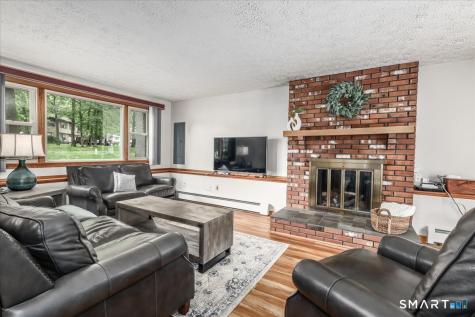 20 Valley Forge Court Southington CT 06489