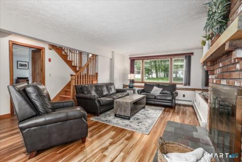 20 Valley Forge Court Southington CT 06489
