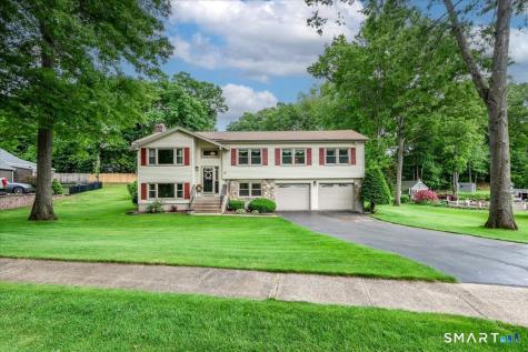 20 Valley Forge Court Southington CT 06489