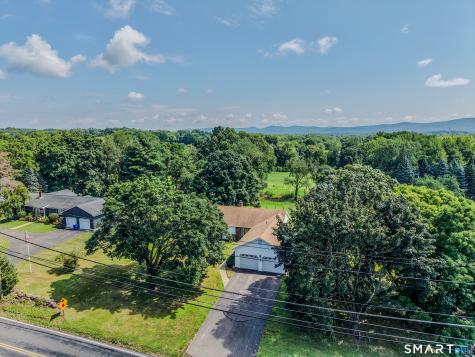 17 Pinney Road Somers CT 06071
