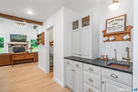 24 Wright Road Canton CT 06019
