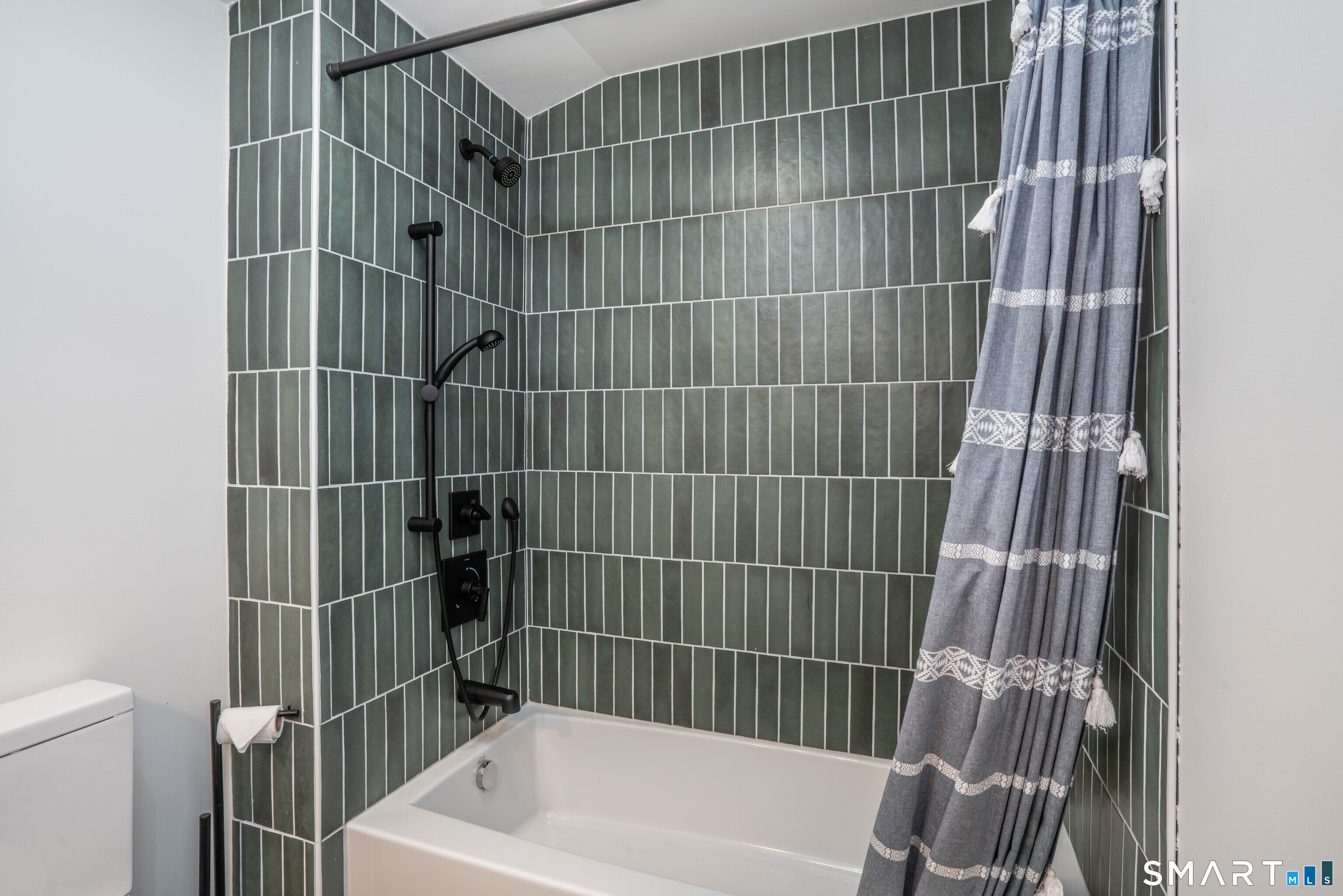24 Wright Road Canton CT 06019