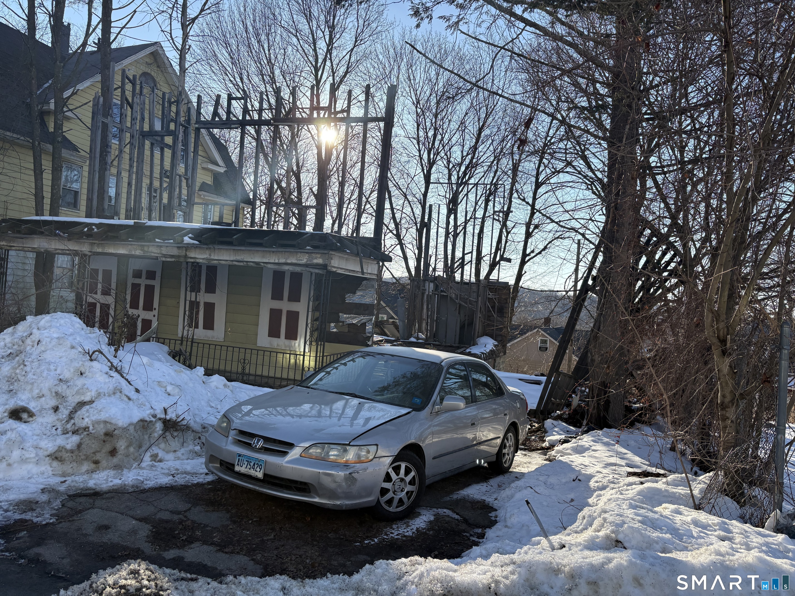 193 Plaza Avenue Waterbury CT 06710
