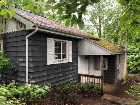 14 Inglenook Road New Fairfield CT 06812