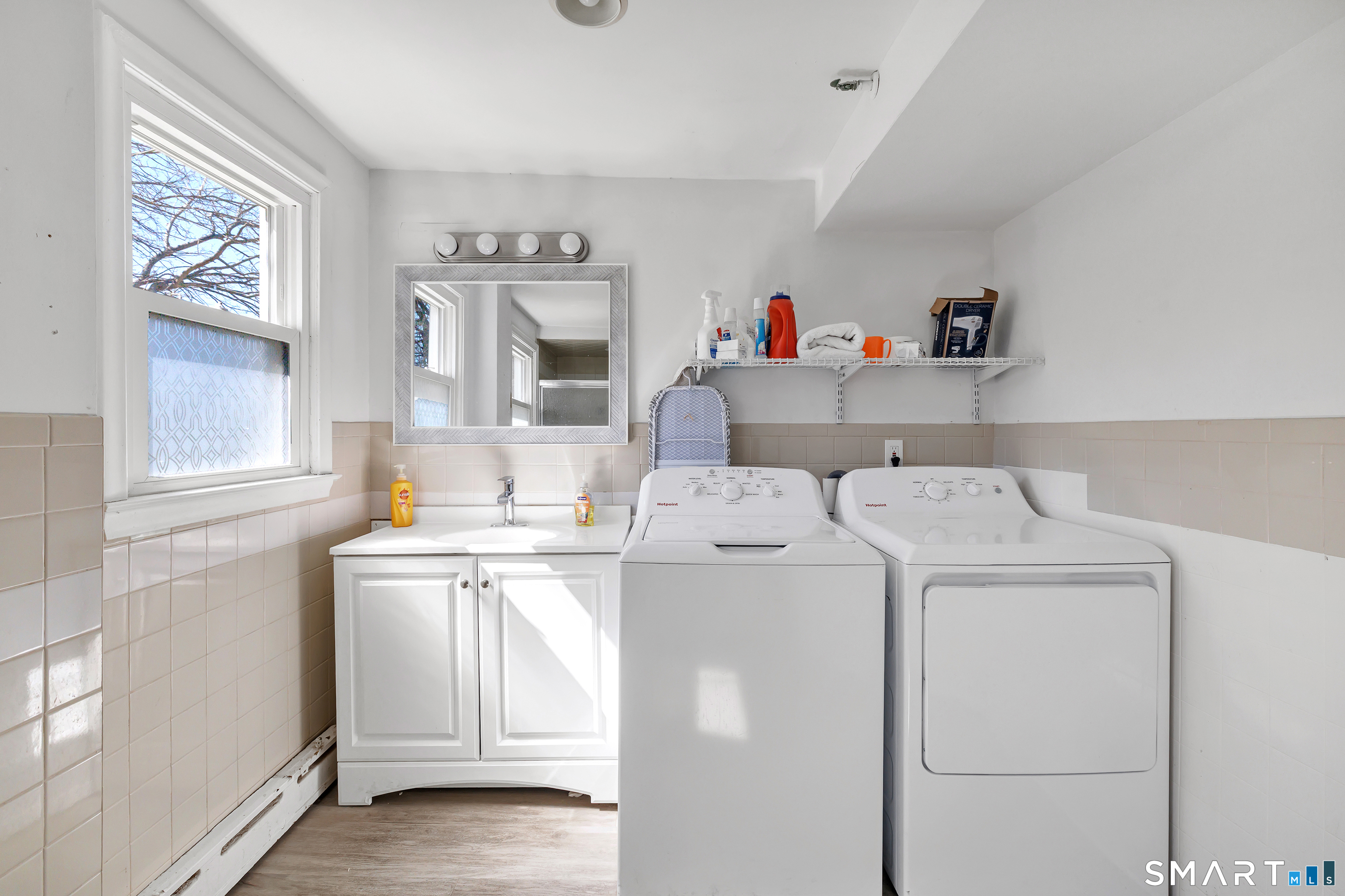 44 Woodlawn Terrace Meriden CT 06450