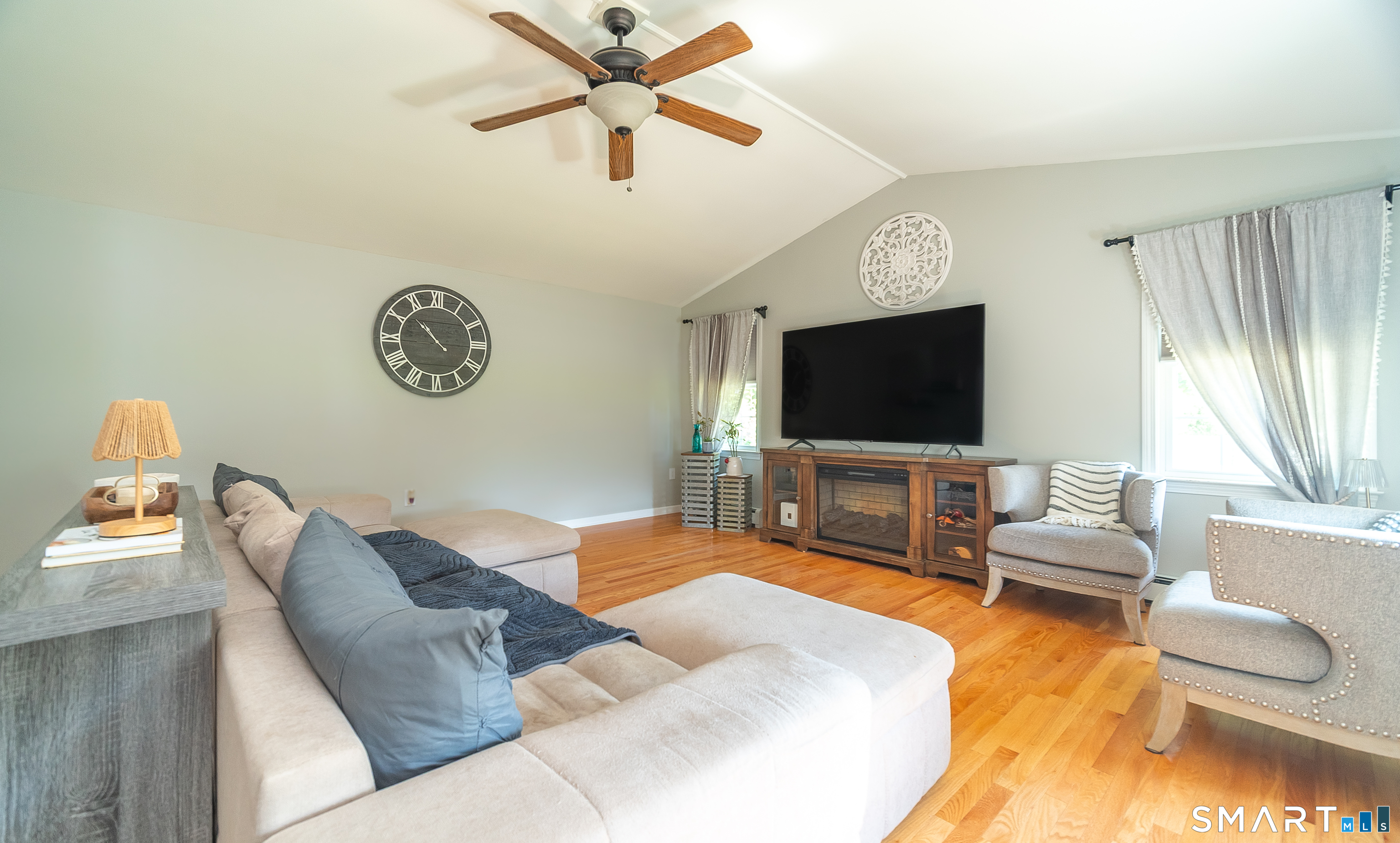 17 Coles Road Middletown CT 06457