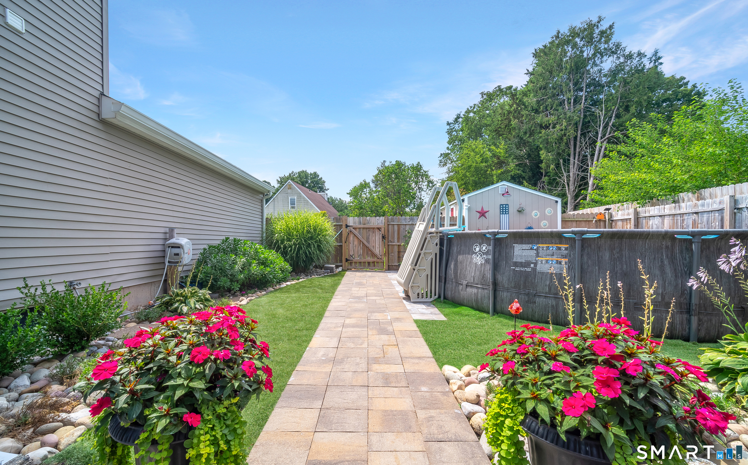 17 Coles Road Middletown CT 06457