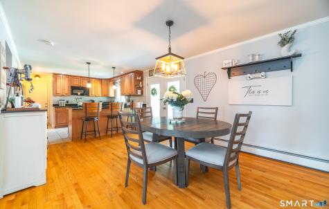 17 Coles Road Middletown CT 06457