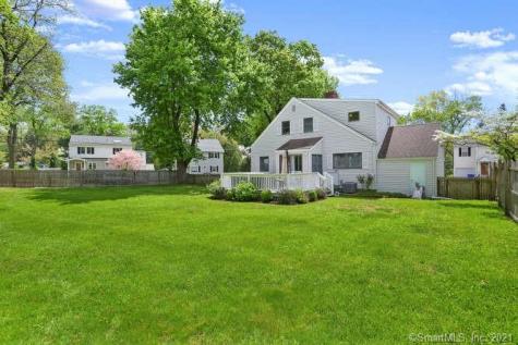 49 Beaver Brook Lane Fairfield CT 06825