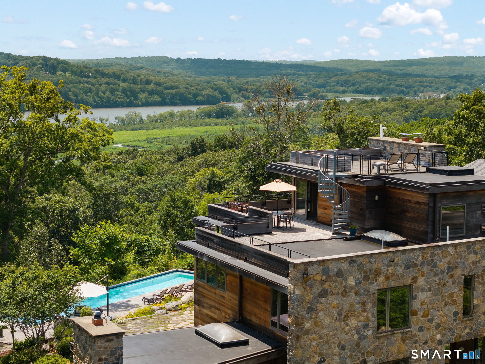 274 Joshuatown Road Lyme CT 06371