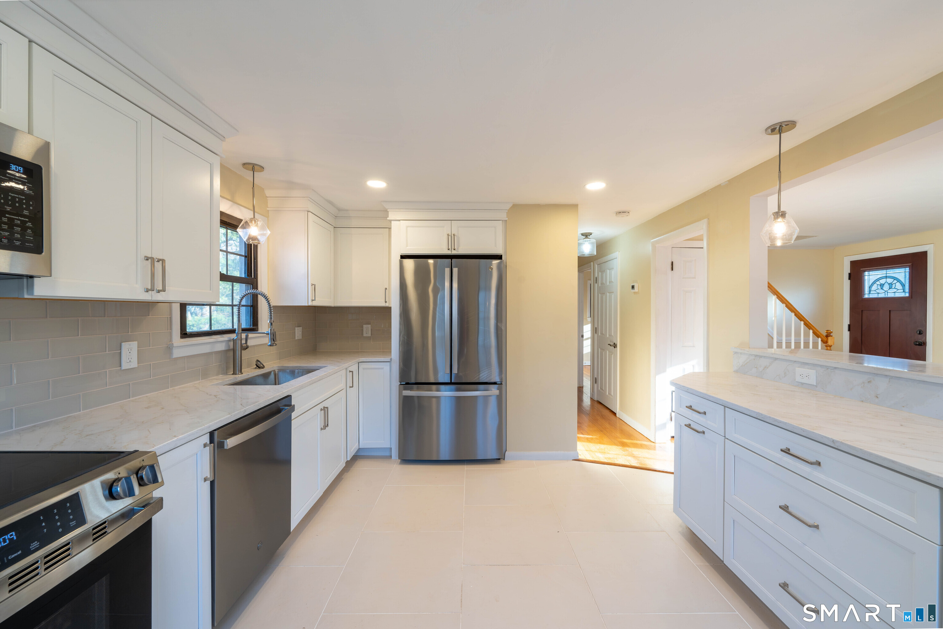 22 Oak Drive North Stonington CT 06359