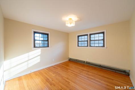 22 Oak Drive North Stonington CT 06359