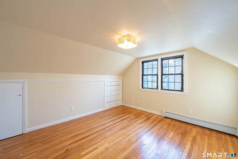22 Oak Drive North Stonington CT 06359