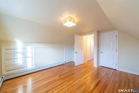 22 Oak Drive North Stonington CT 06359