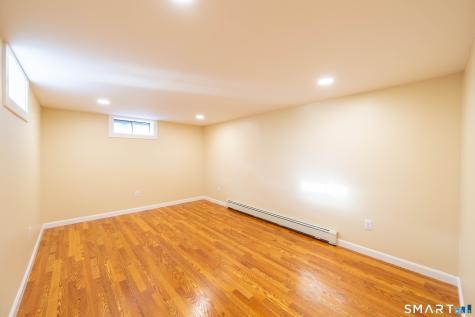 22 Oak Drive North Stonington CT 06359