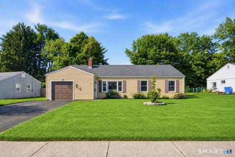 82 Weaver Road Manchester CT 06042
