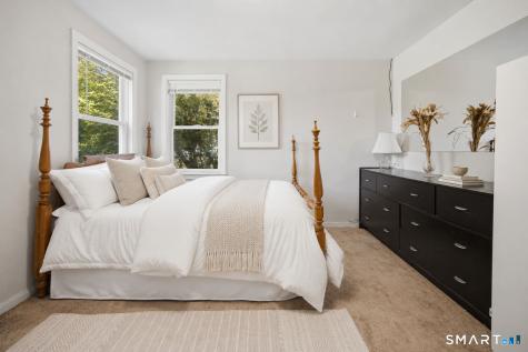 82 Weaver Road Manchester CT 06042