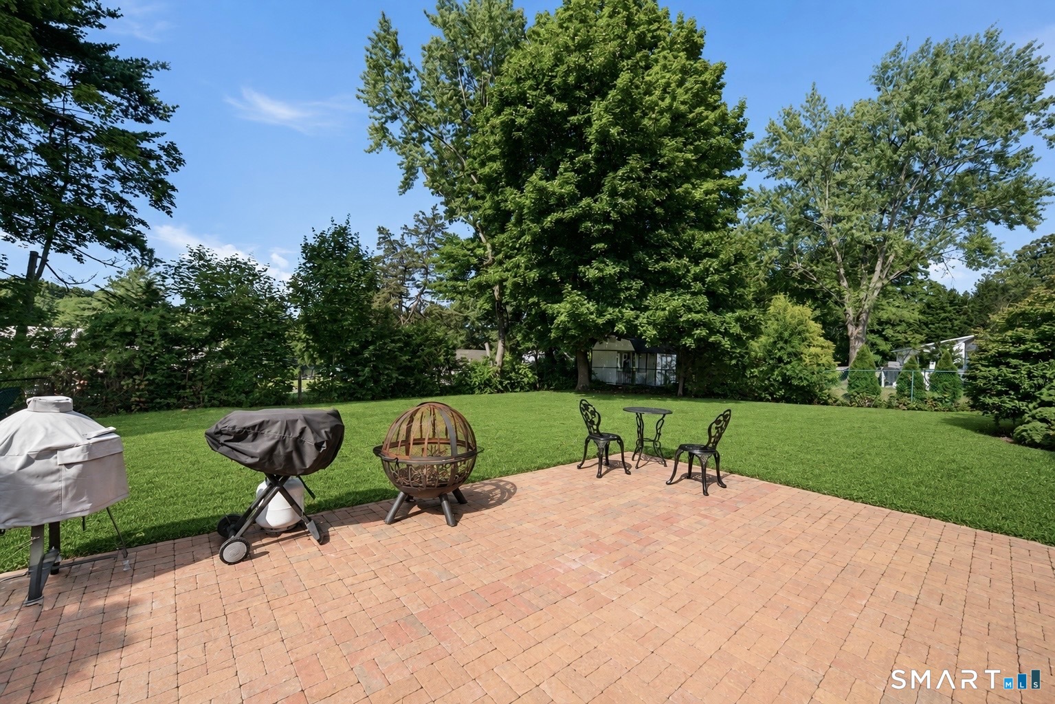 82 Weaver Road Manchester CT 06042